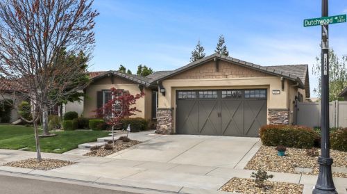 2497 Dutchwood Ln, Manteca, CA 95336-5153