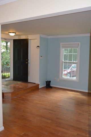 8550 Tyrolean Way, Springfield VA  22153-2240 exterior