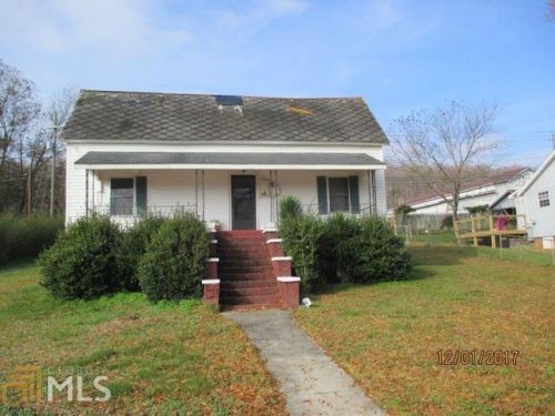 81 Club Dr, Trion, GA 30753-1007