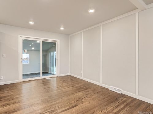 697 Evanston St, Aurora CO 80014-1543 exterior