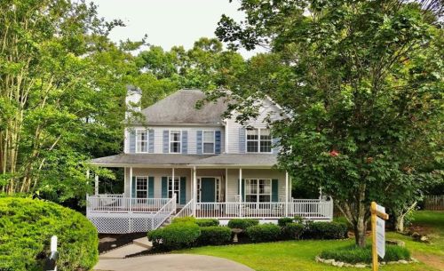 842 Eagle Glen Xing, Holly Springs GA  30189-6958 exterior