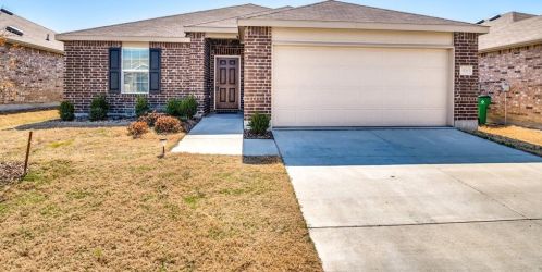 1720 Vernon Dr, Aubrey, TX 76227-7583