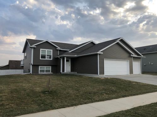 1137 Lone Stone Ct, Cummingsville, MN 55923-3221