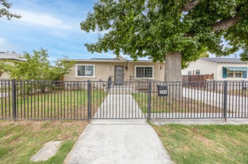 344 Country Club Ln, San Bernardino, CA 92404-3933