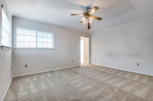 2440 Pecan Grv Ct, Irving TX  75060-6563 exterior