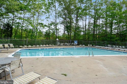 5913 Prince James Dr, Springfield VA  22152-1113 exterior