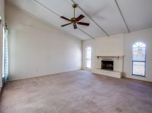 2713 Esquire Ln, Garland, TX 75044-6221