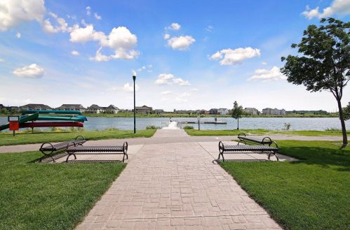 15918 Cobblestone Lake Pkwy, Saint Paul MN  55124-7851 exterior