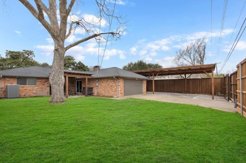 3225 Chapel Downs Dr, Dallas TX  75229-5834 exterior