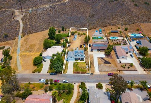 23726 Gymkhana Rd, Ramona, CA 92065-4014