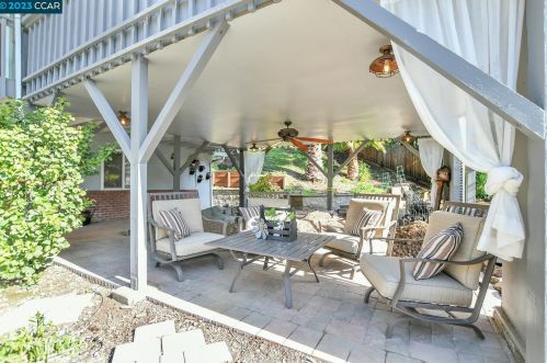 30 Kirkwood Ct, Concord CA  94521-1427 exterior