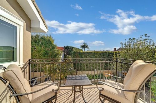 8588 Trinity River Cir, Santa Ana CA 92708-5535 exterior