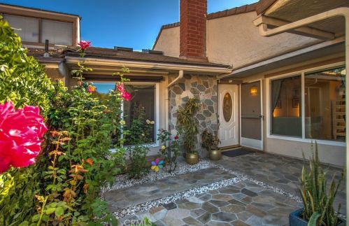 12 Gumwood, Irvine CA  92612-2352 exterior