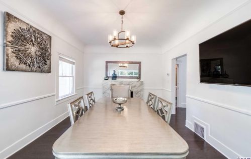 1616 Wabasso Way, Glendale CA  91208-2441 exterior