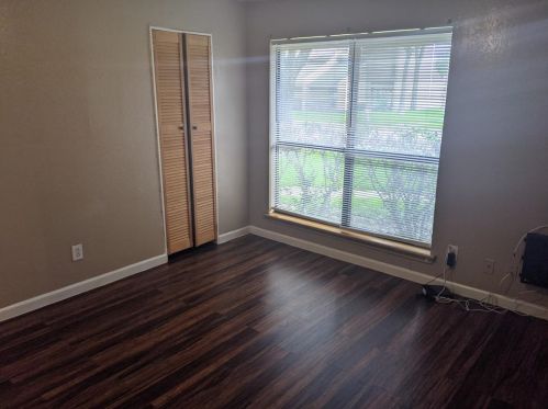 519 Arborview Dr, Garland TX  75043-2937 exterior