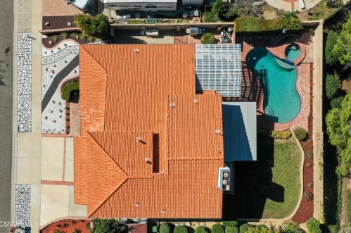 5595 Shoshone St, Simi Valley, CA 93063-2042