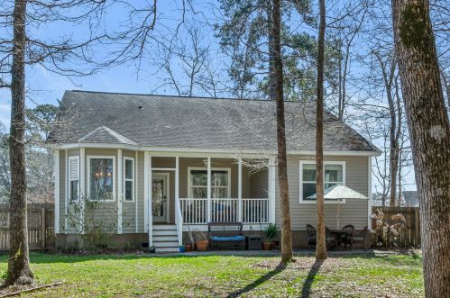 1868 Staffwood Rd, Johns Island, SC 29455-8138