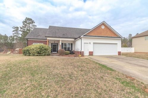 40 Meadow Overlook Dr, Porterdale, GA 30016-5937
