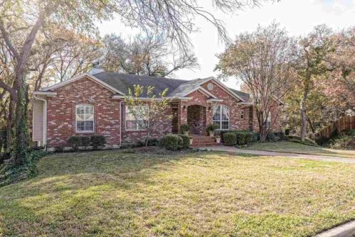 1032 Cardinal Dr, Waco, TX 76712-3428