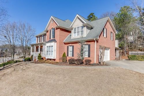 3895 Regal Oaks Dr, Suwanee, GA 30024-7070