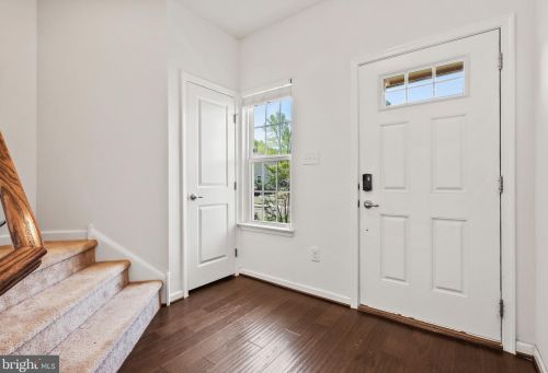 17 Ventana Ct, Trenton, NJ 08619-2580