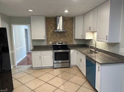 5011 Cheddar Spg, Stone Mountain, GA 30088-3101