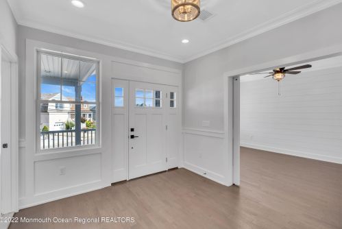 19 Sturgis Rd, Lavallette NJ 08735-2843 exterior