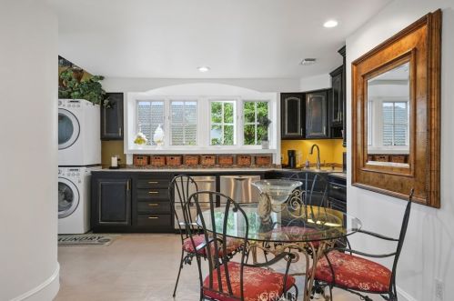 43 Sandpiper, Irvine CA  92604-3646 exterior