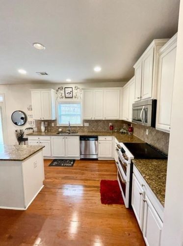 1653 Lancaster Creek Cir, Conyers GA  30094-5851 exterior