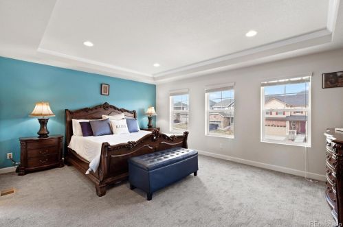 7370 Old Hammer Way, Aurora CO  80016-6115 exterior