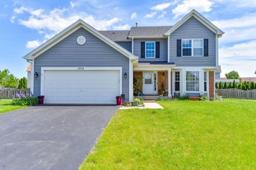 1312 Glenridge Ct, Minooka, IL 60447-4572