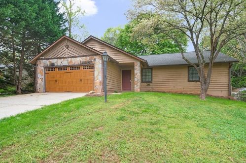 4231 Inverness Rd, Duluth, GA 30096-6292