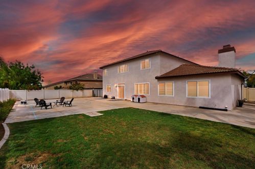 19241 Dandelion Ct, Riverside, CA 92508-7104