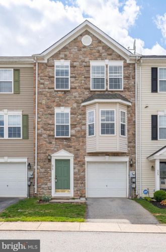 31 Eldon Dr, Charles Town WV  25414-5507 exterior