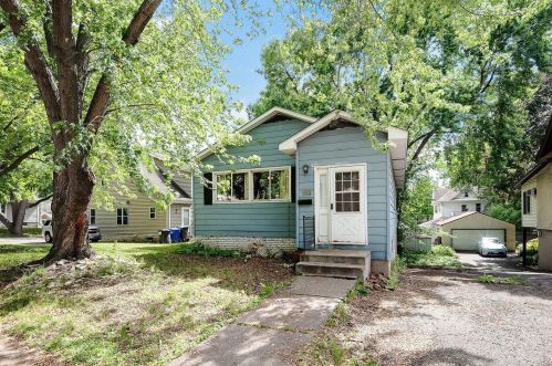 153 Bates Ave, Saint Paul MN  55106-6330 exterior
