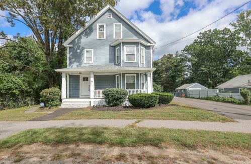 4 Park Ave, Derry, NH 03038-2114