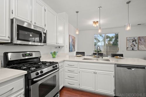 9739 Canyon Ter, San Diego, CA 92123-4670