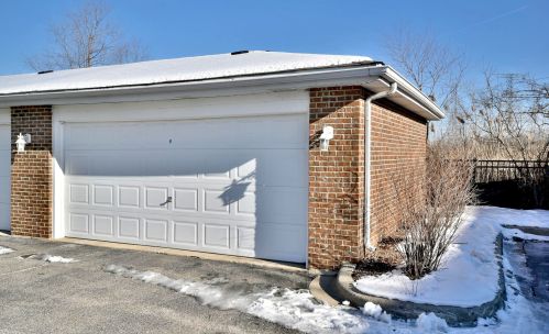941 Swift Rd, Addison IL  60101-1606 exterior