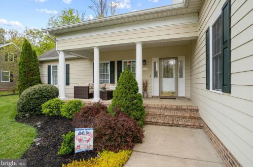 474 Forest Hills Dr, Richmond National Battlefiel, VA 22835-9108