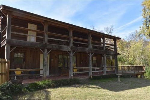 909 London Dr, Anadarko, OK 73005-4646