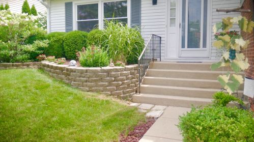 259 Park Place Dr, Hanover Park, IL 60103-4412