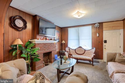526 Lime St, Lancaster, PA 17602-3639