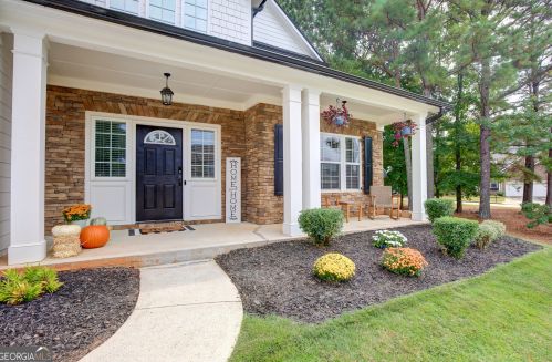 6 Rockridge Dr, Newnan, GA 30265-6041