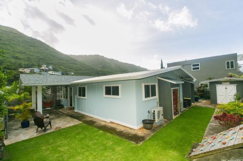 936 Hao St, Honolulu HI  96821-1623 exterior