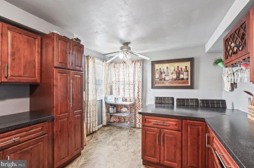 57 Taylor Ave, Trenton NJ  08610-3001 exterior