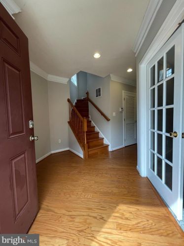 2180 Abbottsbury Way, Woodbridge, VA 22191-4036