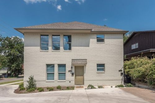 2801 Sandage Ave, Fort Worth TX  76109-1733 exterior