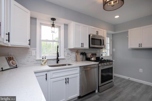 1005 Fairview Ave, Silver Spring MD  20912-5976 exterior