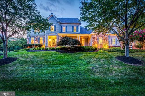 41718 Putters Green Ct, Leesburg, VA 20176-7821