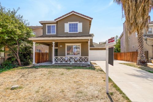 2576 Spencer Ln, Tracy, CA 95377-8817